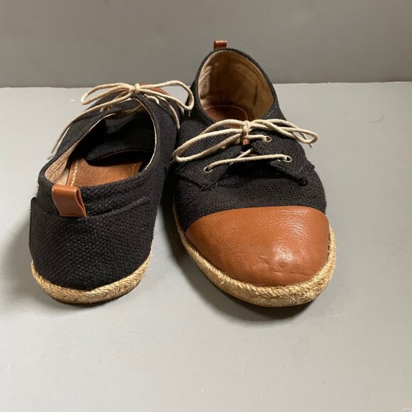 Kaanas Black and Tan Cap Toe Canvas and Leather Lace-up Shoes - Picture 3 of 8